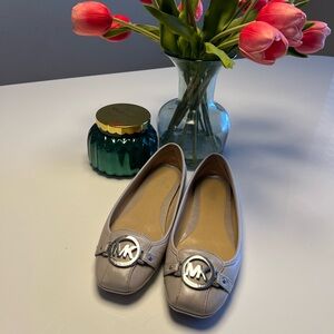 Michael Kors flats